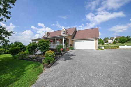 212 Green Valley
