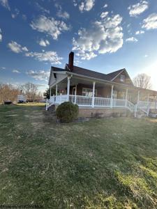 1733 Cherry Hill Road
