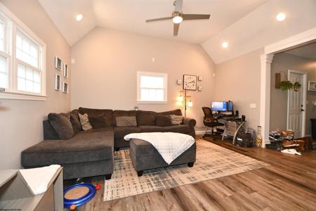 702 Buffalo Creek Road
