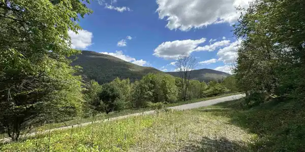 Lot 2 Flat Rock