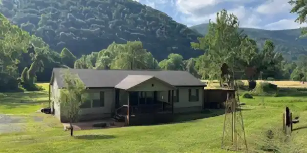 8 Old Hannahsville