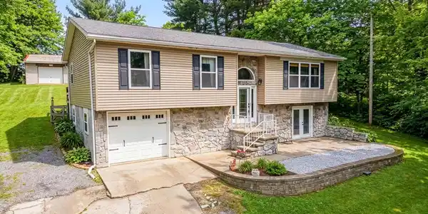 427 Aarons Creek