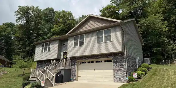16 Bunker Hill