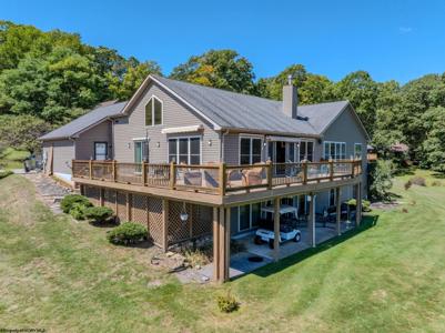 42 Lakeview