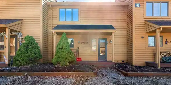 27 Deerfield