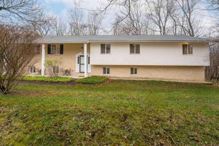237 Poplar