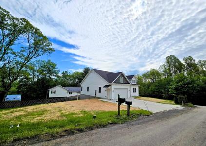 83 Warm Hollow Road
