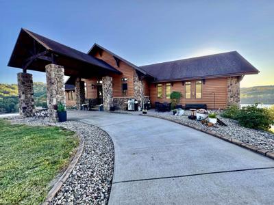 850 Lakeview