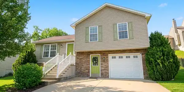426 Oakmont