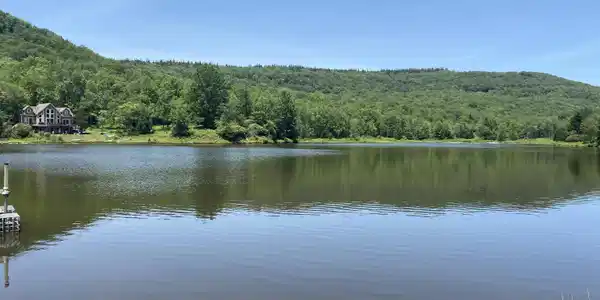 35 Mallow Lake