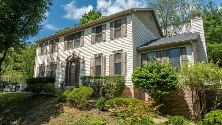 1014 Deerwood