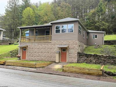 486 Spruce