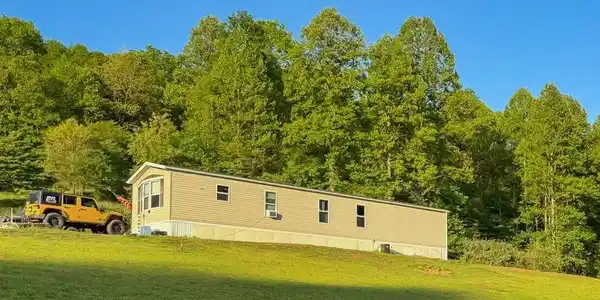 654 Toms Run