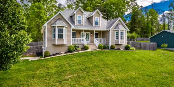 55 Augusta Pines