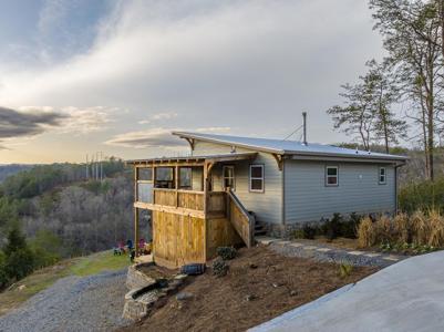 21-235 Riverview Circle