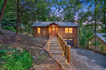 986 Mountain Oak Road