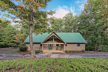 4691 Dogwood Circle