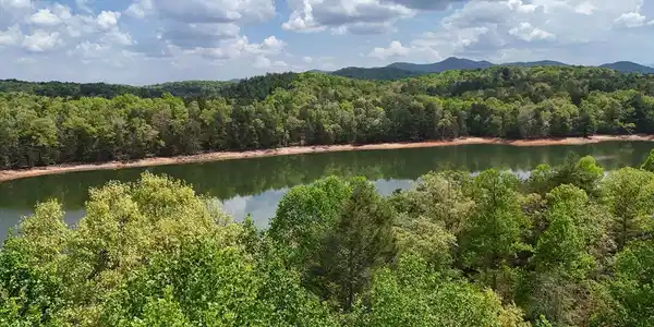 Image 2: Lakefront Lot 112