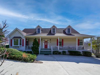 18 Foxfire Court