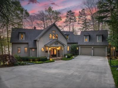 790 NW Star Creek Drive