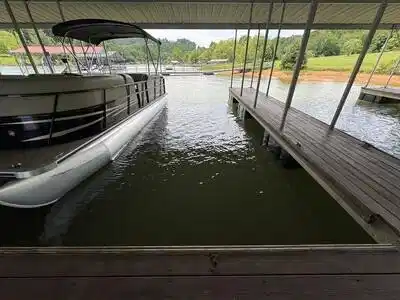 Image 4: Boat Slip