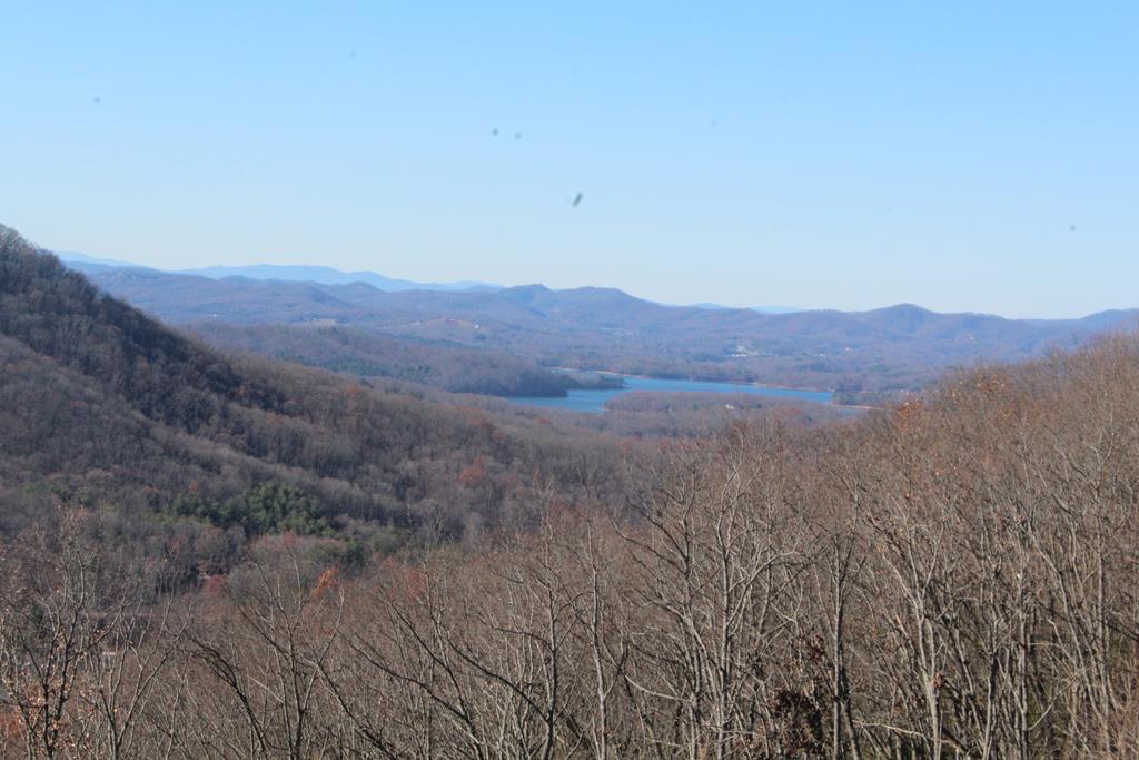 Image 1: Main View