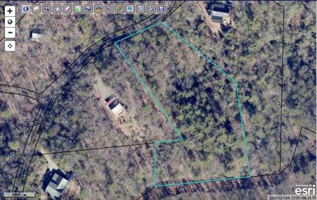 2 AC Little Creek Drive