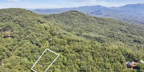 17B Amy Creek Circle