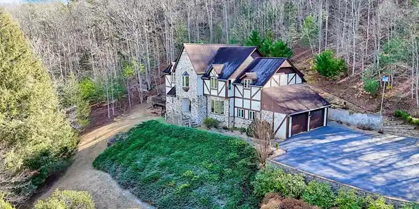 251 Quail Cove Lane