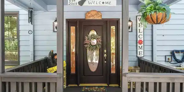 Image 3: Entry