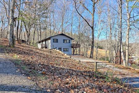 372 Peckerwood Road
