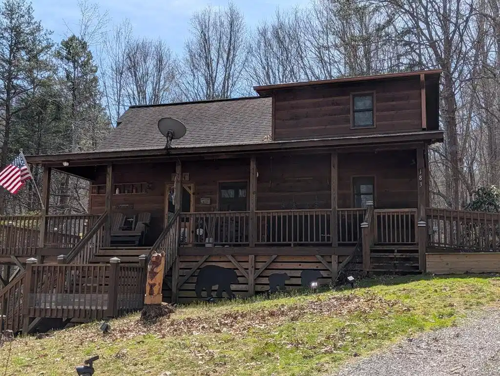 Image 1: Main View