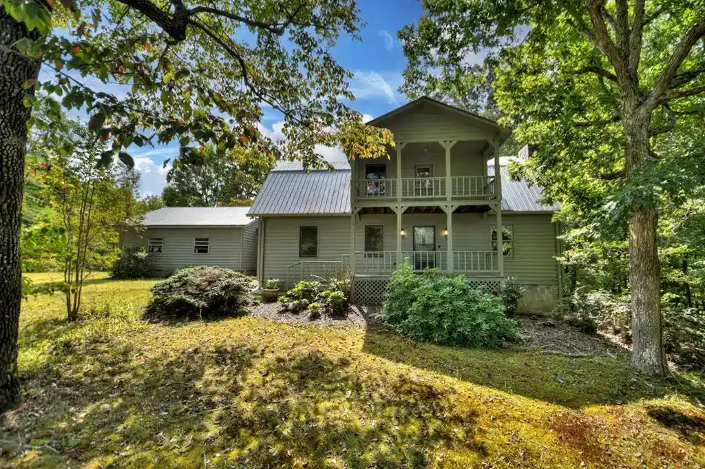 Image 1: Main View