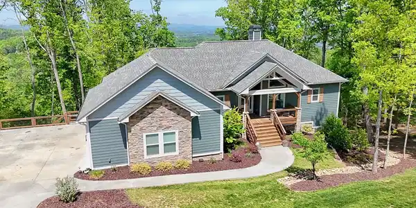 574 Winding Ridge