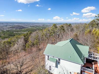 687 Anderson Lane