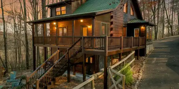 22 Running Bear Ridge