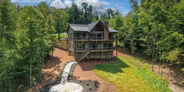 411 Amber Ridge