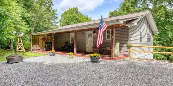 2228 Walls Mountain Road
