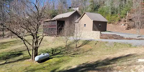 188 Pounding Mill Knob