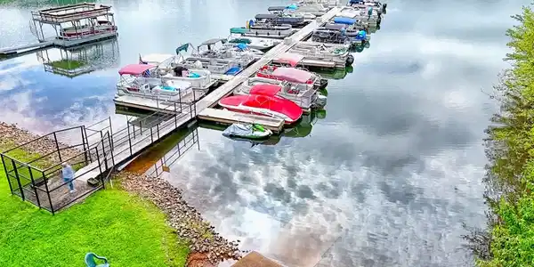 Image 3: Community Lake Access
