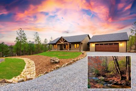 2468 Twisted Oak Road
