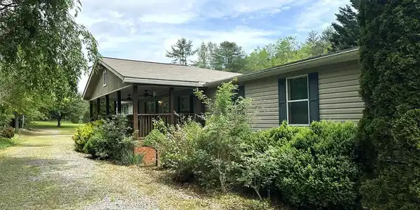 493 Fall Branch Road
