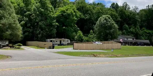 14 Chatuge Village Drive