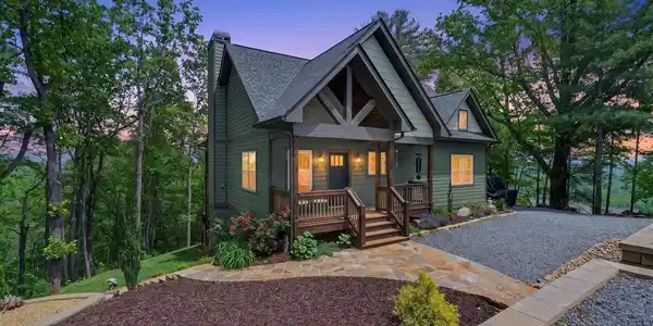 892 Morton Drive