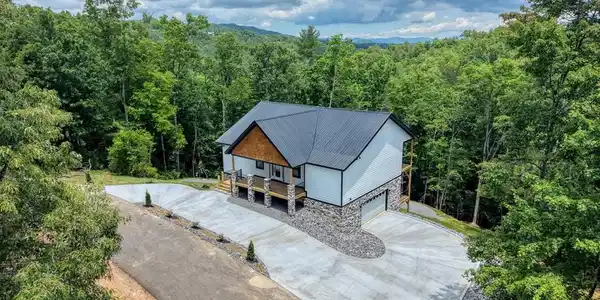460 River Mountain Road