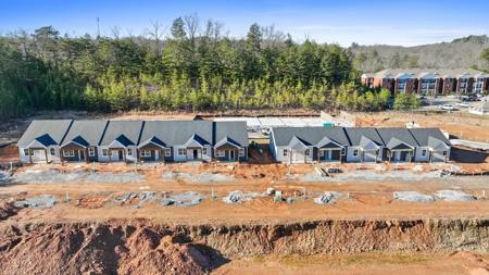 Unit 43 Grove Loop