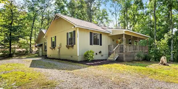 122 Penland Indian Trail
