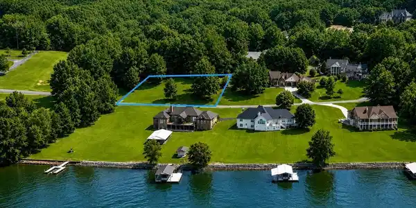 Lot 5 Victoria Woods