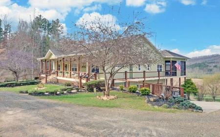 685 Barefoot Road