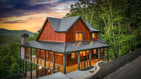 395 Pontoosuc Drive